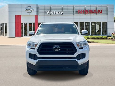 Used 2022 Toyota Tacoma SR w/ SR Convenience Package RWD image 8