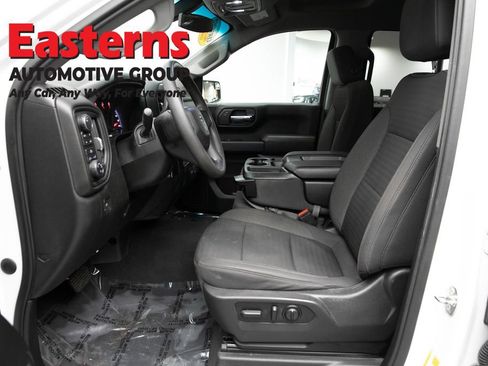 Used 2022 Chevrolet Silverado 1500 Custom w/ Rally Edition AWD/4WD image 15