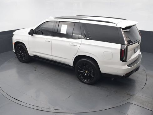 Used 2021 Cadillac Escalade Sport w/ Driver Assist Tech Package AWD/4WD image 47