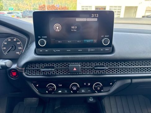 Used 2024 Honda HR-V Sport image 25