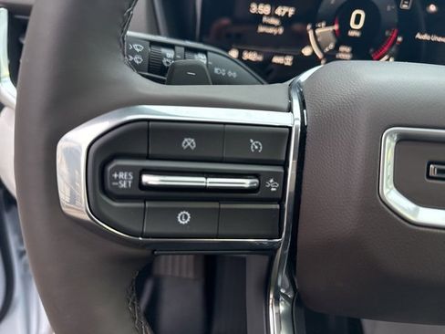 New 2026 GMC Terrain Denali w/ LPO, Floor Liner Package image 17