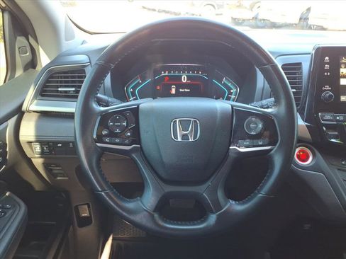 Used 2018 Honda Odyssey EX-L image 18