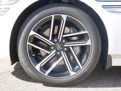 New 2025 Genesis G80 2.5T Advanced image 3