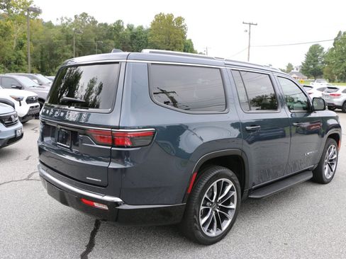 Used 2023 Jeep Wagoneer Series II w/ Premium Group I AWD/4WD image 8