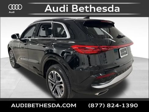 Certified 2025 Audi Q5 Premium Plus w/ Premium Plus image 5