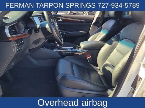 Used 2019 Kia Cadenza Technology image 14