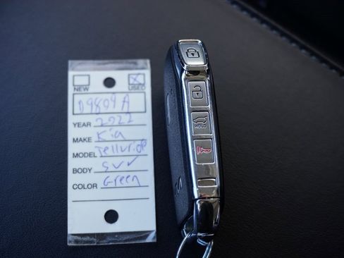 Used 2022 Kia Telluride EX w/ EX Premium Package image 29