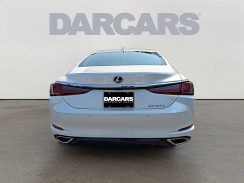 Used 2024 Lexus ES 350 w/ Premium Package FWD image 5