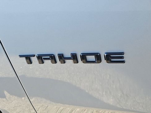 Used 2023 Chevrolet Tahoe Z71 w/ Luxury Package image 15