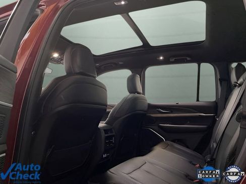 Used 2025 Jeep Grand Cherokee Limited 4xe image 23