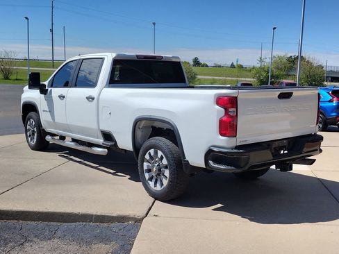 Used 2022 Chevrolet Silverado 2500 Custom w/ Custom Value Package AWD/4WD image 14