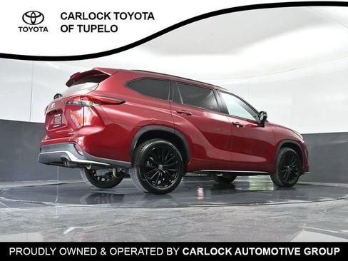 Used 2023 Toyota Highlander XSE AWD/4WD image 45