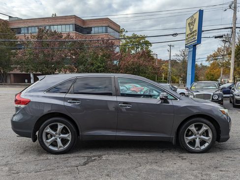 Used 2014 Toyota Venza Limited image 6