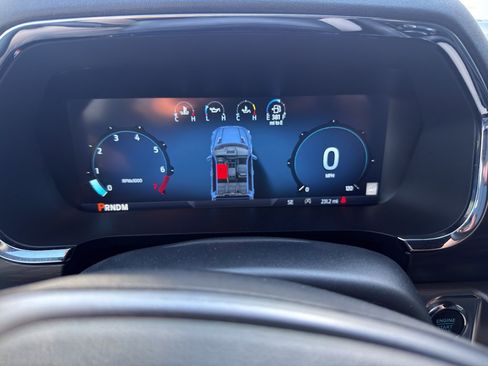 New 2025 Ford F150 Lariat w/ Equipment Group 501A Mid image 15