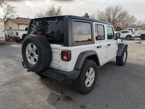 Used 2021 Jeep Wrangler Unlimited Sport S image 3