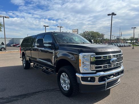 Used 2024 Ford F350 XLT w/ FX4 Off-Road Package AWD/4WD image 26