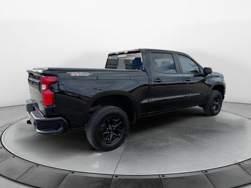 Used 2021 Chevrolet Silverado 1500 LT Trail Boss w/ Convenience Package II image 5