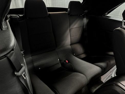 Used 2014 Ford Mustang Convertible image 13