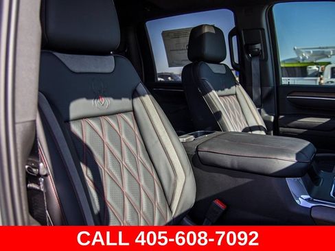 Used 2025 Chevrolet Silverado 3500 High Country w/ High Country Premium Package AWD/4WD image 23