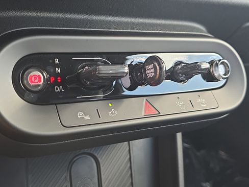 New 2026 MINI Cooper 2-Door Hardtop image 18