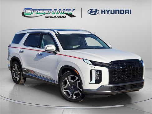 Used 2023 Hyundai Palisade Limited image 1