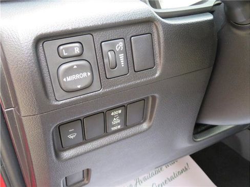 Used 2015 Toyota 4Runner SR5 image 10