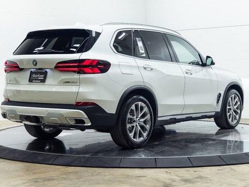 New 2026 BMW X5 xDrive50e image 14
