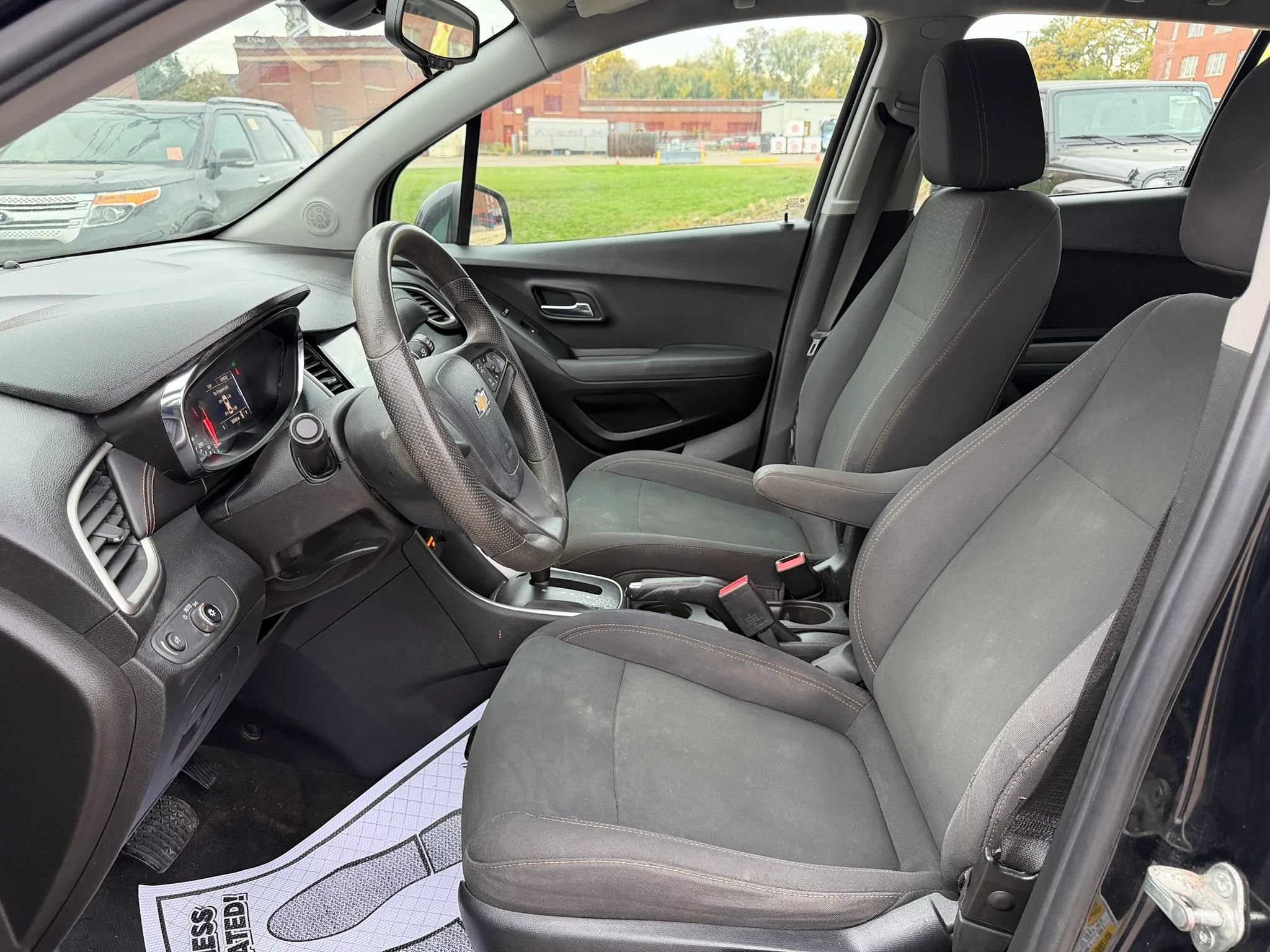 Used 2017 Chevrolet Trax LS FWD image 15