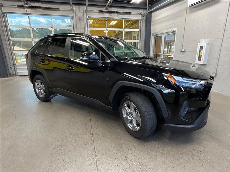 Used 2023 Toyota RAV4 XLE w/ XLE Grade Weather Package AWD/4WD image 7