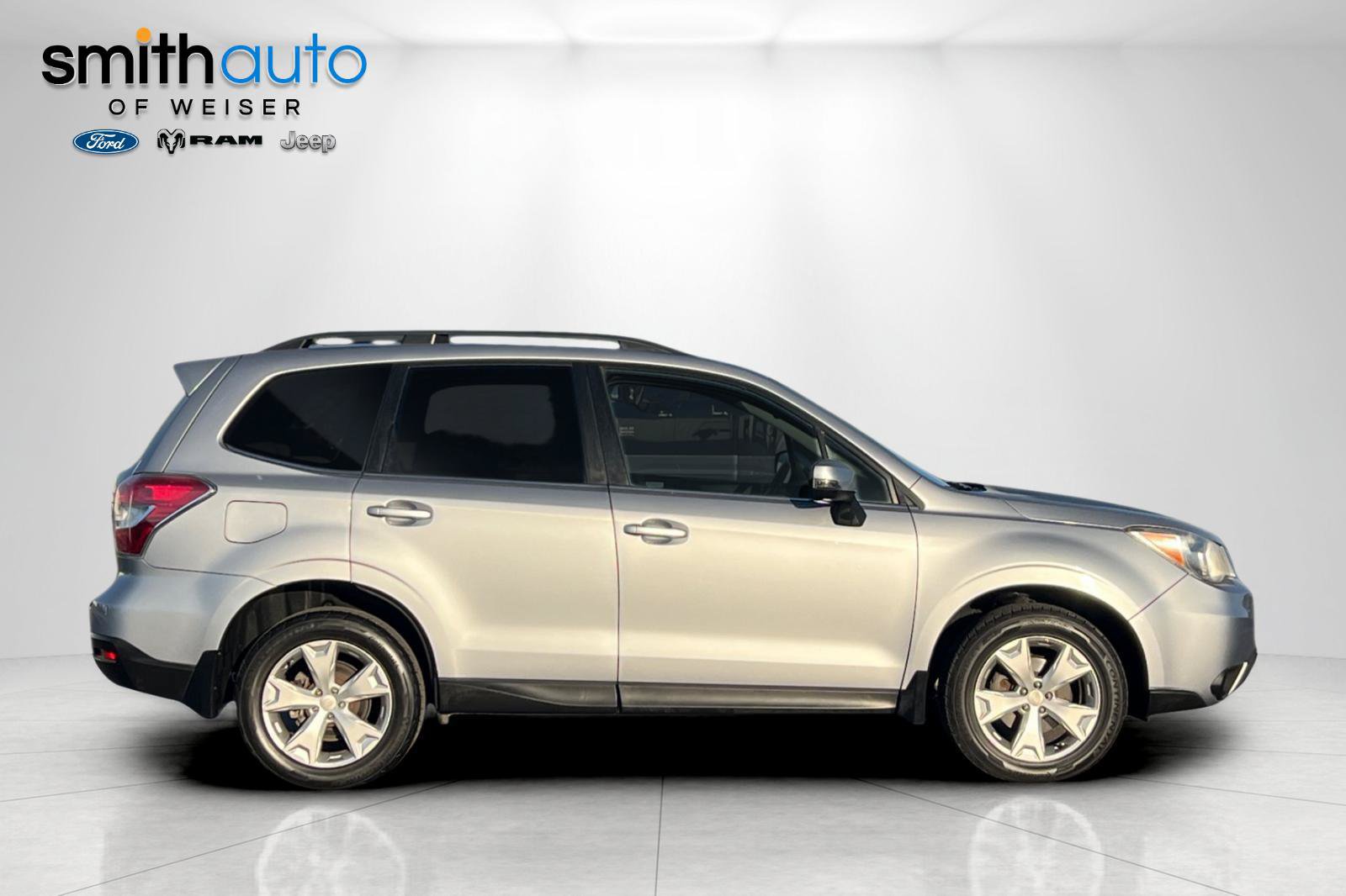 Used 2014 Subaru Forester 2.5i Touring AWD/4WD image 3
