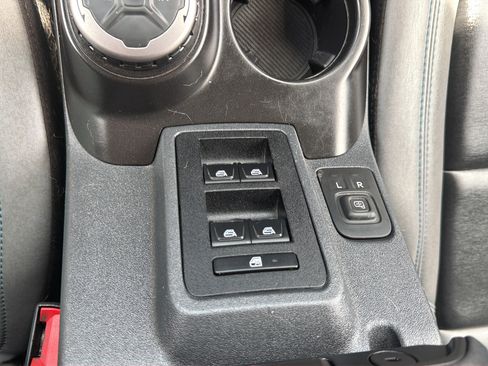 Used 2022 Ford Bronco Black Diamond AWD/4WD image 29