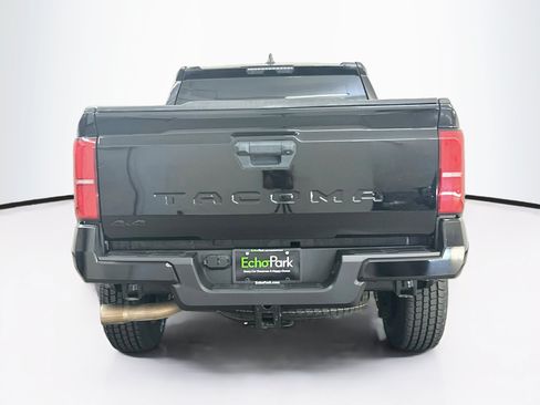 Used 2024 Toyota Tacoma TRD Off-Road AWD/4WD image 7