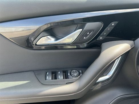 Used 2025 Chevrolet Blazer Premier w/ Driver Confidence II Package image 31