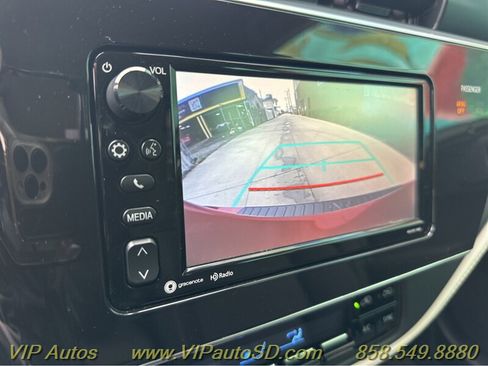 Used 2017 Toyota Corolla iM image 6