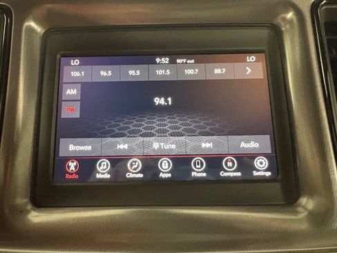 Used 2019 Dodge Challenger SXT RWD image 20