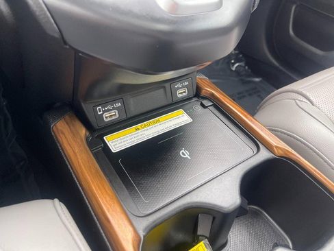 Used 2022 Honda CR-V Touring image 32