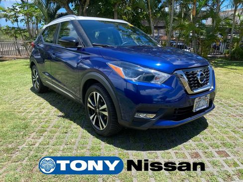 Used 2018 Nissan Kicks SR FWD image 19