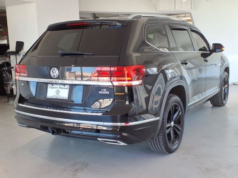 Used 2019 Volkswagen Atlas SE w/ Panoramic Sunroof Package AWD/4WD image 4