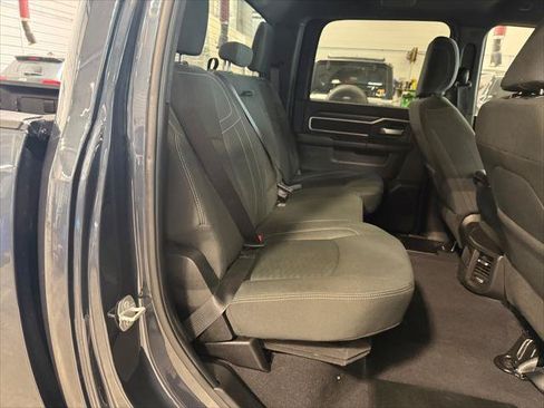 Certified 2025 RAM 2500 Big Horn AWD/4WD image 14