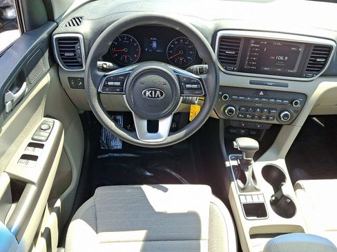 Used 2020 Kia Sportage LX w/ LX Popular Package AWD/4WD image 11