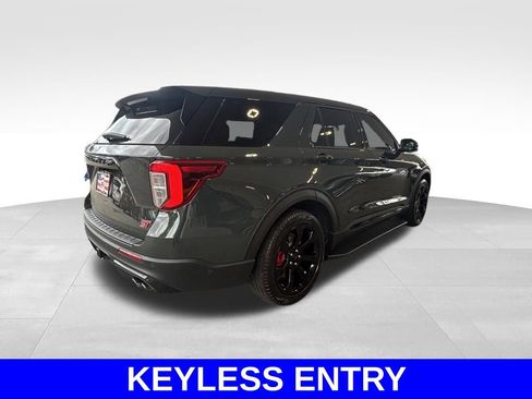 Used 2022 Ford Explorer ST w/ Equipment Group 401A image 4