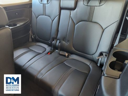 Used 2025 Honda Pilot Touring image 42