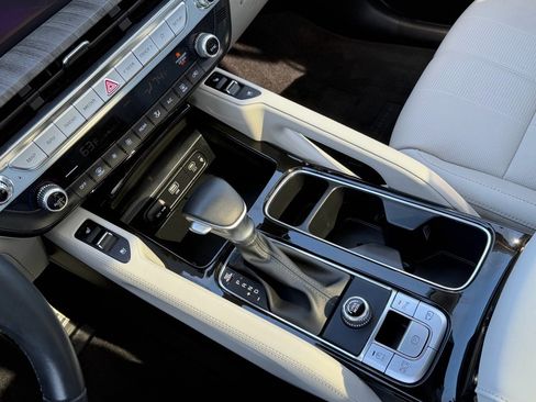 Used 2025 Kia Telluride SX image 29