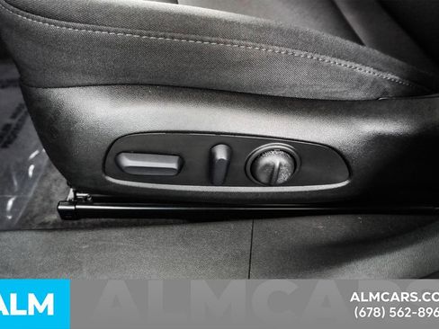 Used 2024 Chevrolet Malibu LT image 30