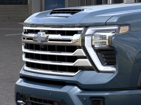 New 2026 Chevrolet Silverado 2500 High Country w/ High Country Premium Package AWD/4WD image 13