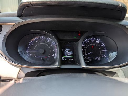 Used 2015 Toyota Avalon XLE FWD image 13