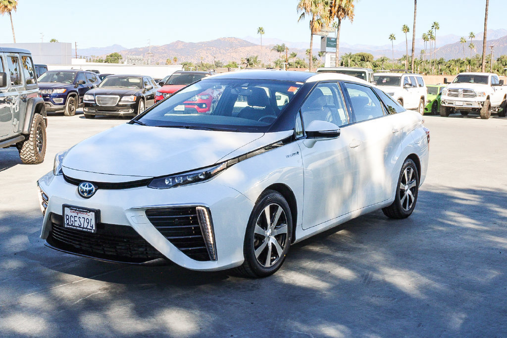 Used 2018 Toyota Mirai FWD image 4