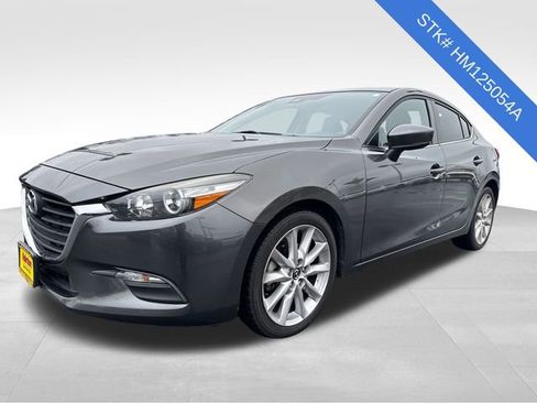 Used 2017 MAZDA MAZDA3 Touring image 3