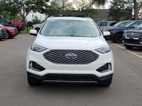Used 2024 Ford Edge SEL w/ Convenience Package AWD/4WD image 2