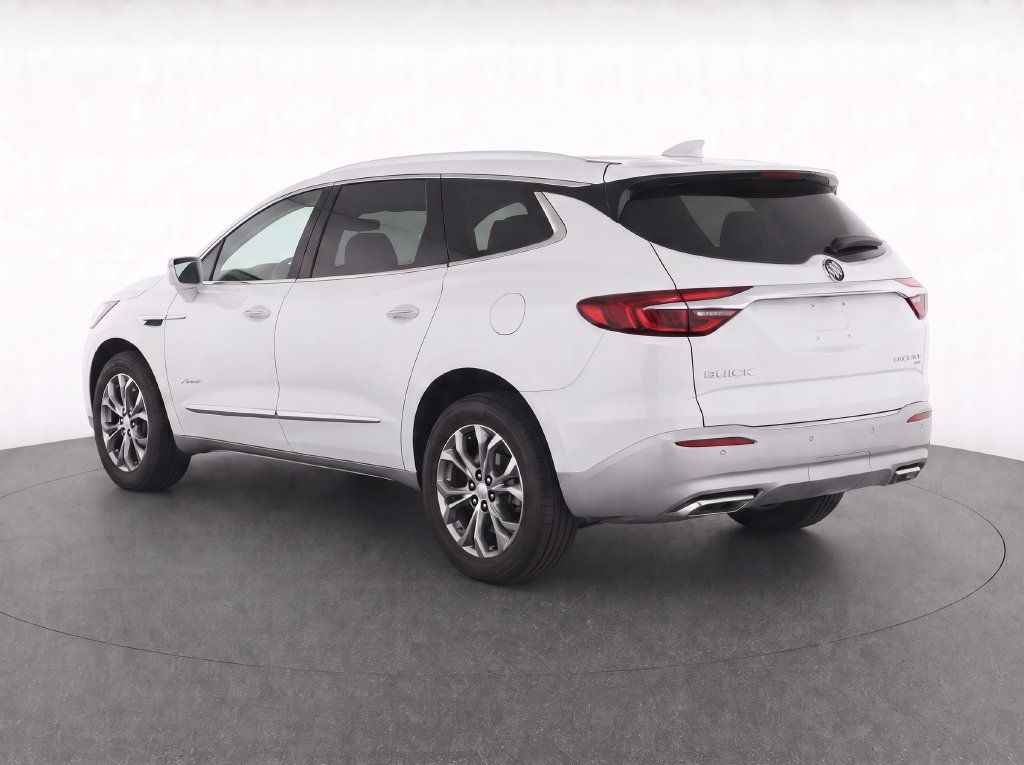 Used 2018 Buick Enclave Avenir w/ Avenir Technology Package AWD/4WD image 6